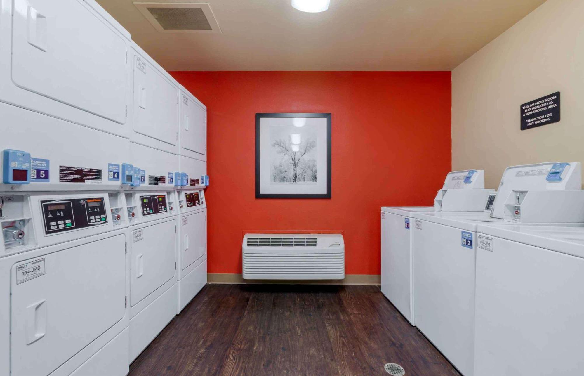 Extended Stay America Suites - Phoenix - Airport Екстериор снимка